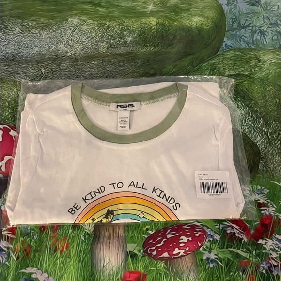 Mushroom Crop Tee, Small and Large Sizes, NWT - Picture 9 of 12